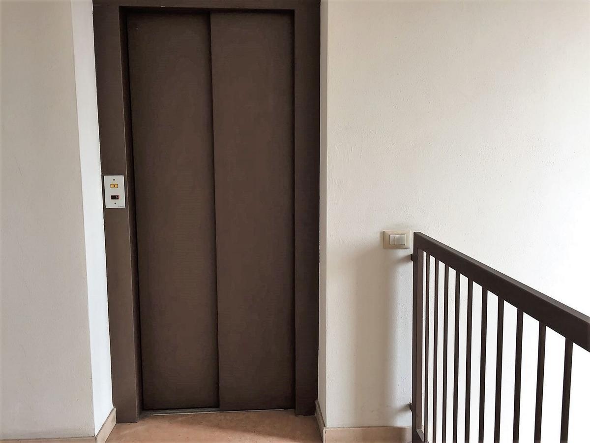 Desenzanoloft Le Chateau De Margot 데센자노델가르다 외부 사진
